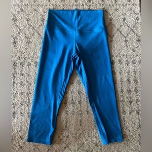 Lululemon align leggings 23’ in the color poolside.